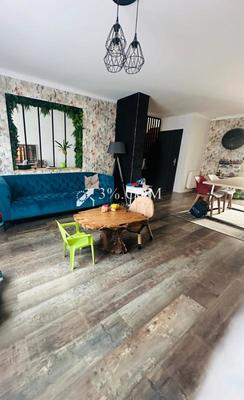 Maison - 108 m² - 4 pièces