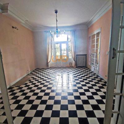 Maison - 188 m² - 8 pièces