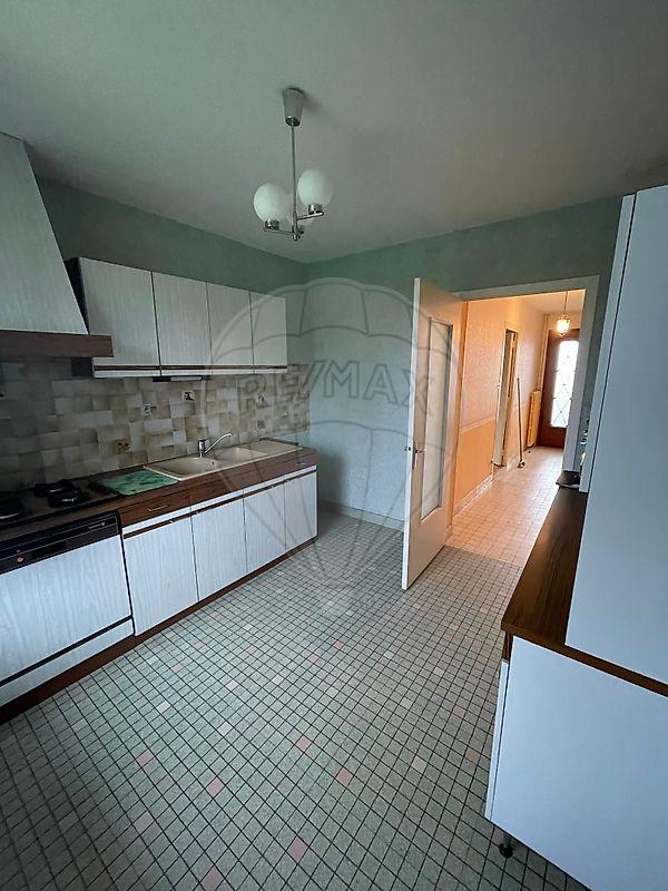 Maison - 147 m² - 6 pièces