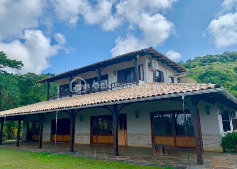 Villa - 460 m² - 7 pièces