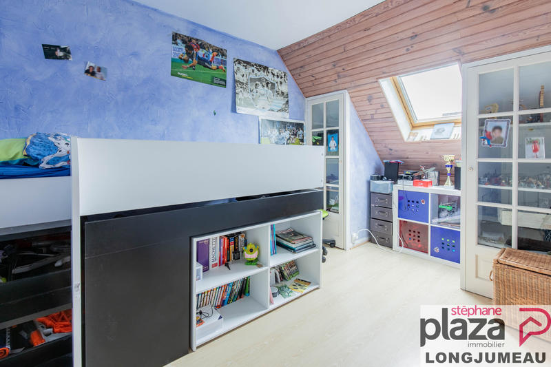 Appartement - 100 m² - 5 pièces