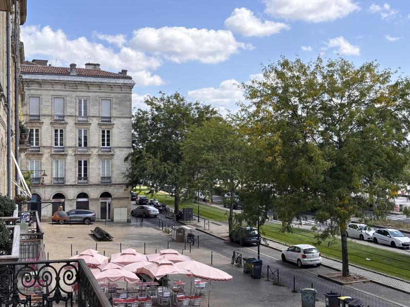 Appartement - 202 m² - 8 pièces