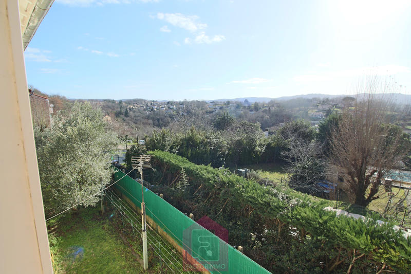 Maison - 100 m² - 6 pièces