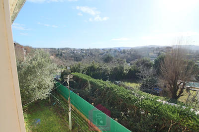 Maison - 100 m² - 6 pièces