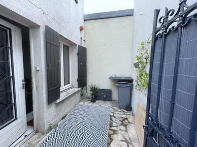 Maison - 64 m² - 3 pièces