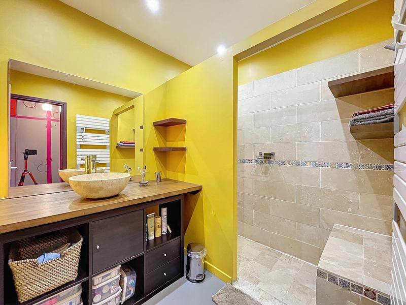 Maison - 205 m² - 8 pièces