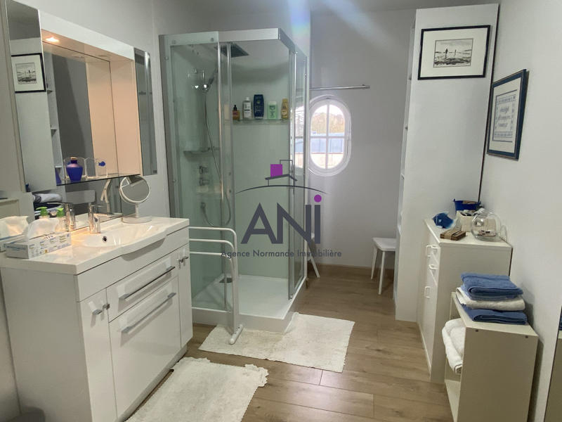 Maison - 178 m² - 7 pièces