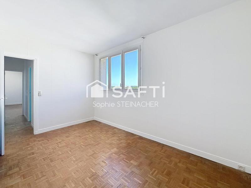 Appartement - 93 m² - 5 pièces