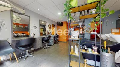 Beauté / Bien-être - 64 m² - 3 pièces