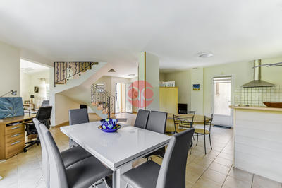 Villa - 145 m² - 5 pièces