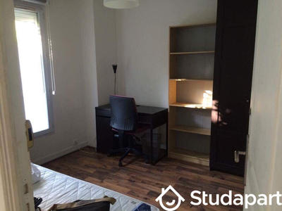 Chambre - 10 m² - 1 pièce