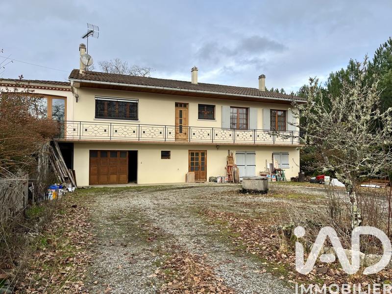 Maison - 138 m² - 5 pièces