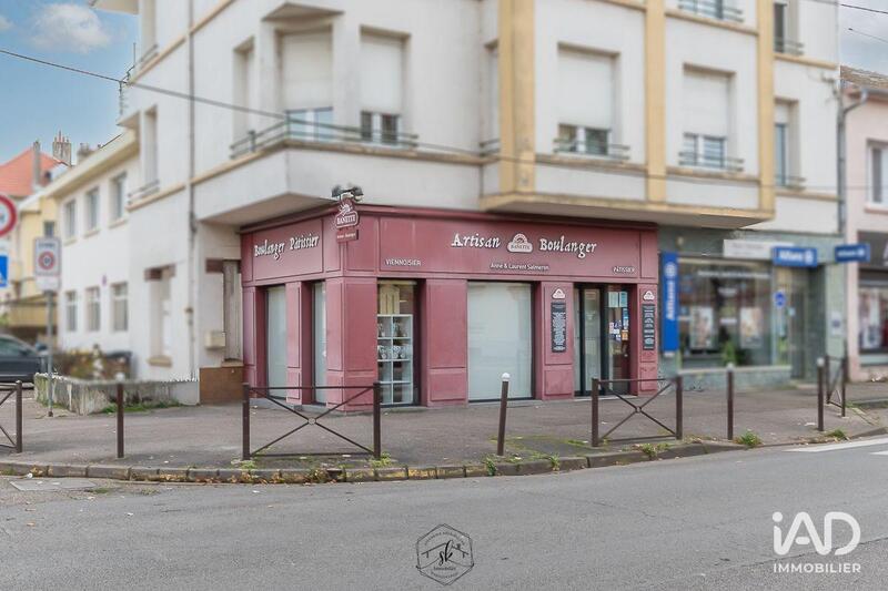 Local commercial - 439 m²