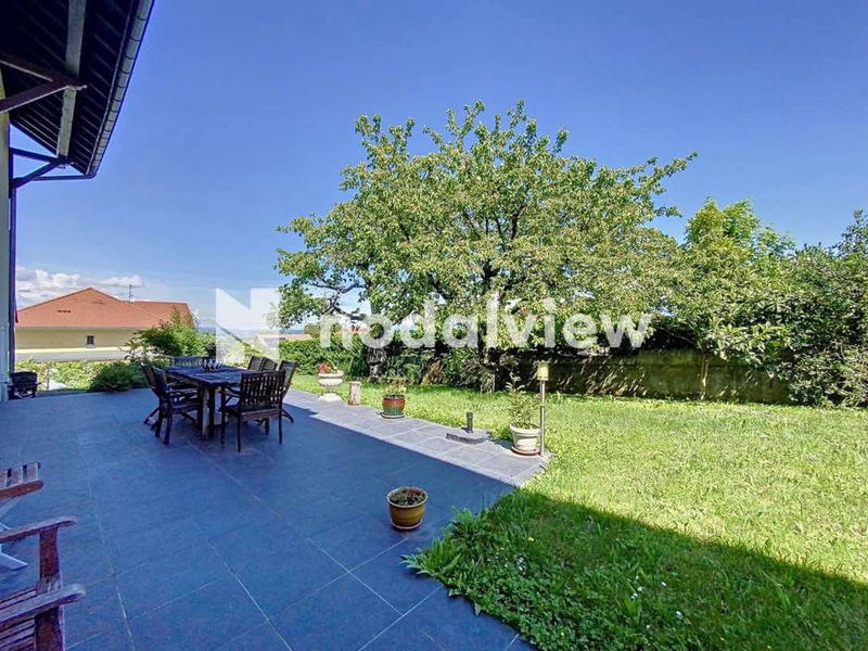 Maison - 195 m² - 8 pièces