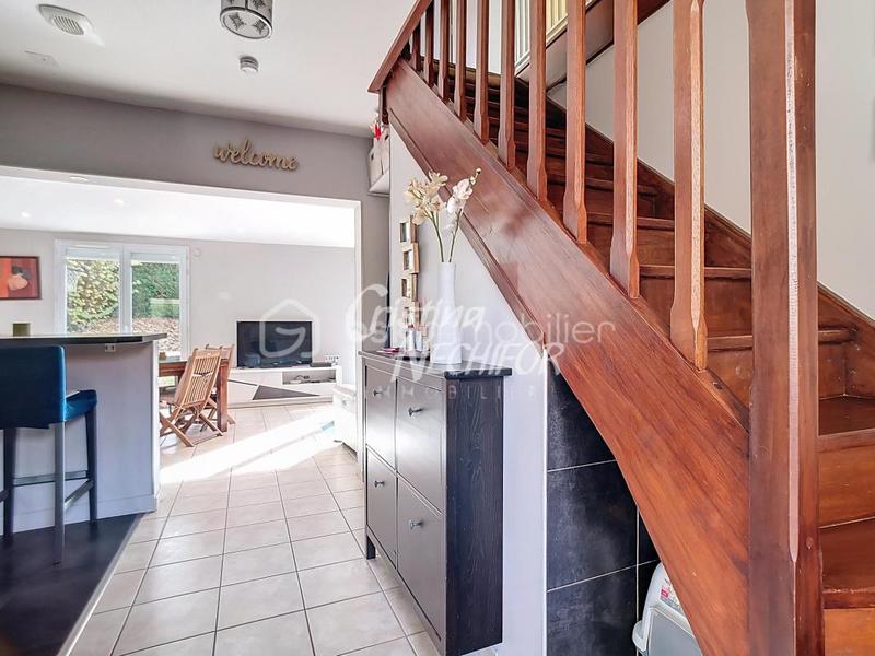 Maison - 98 m² - 5 pièces