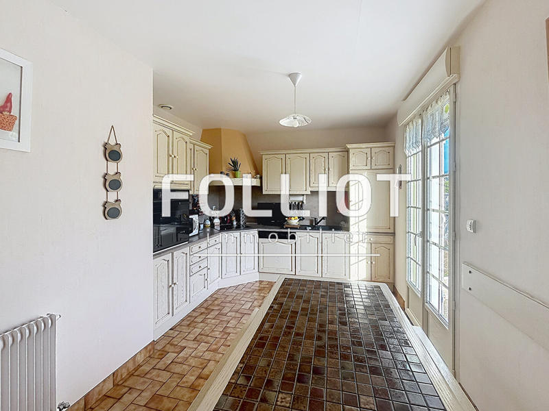 Maison - 90 m² - 6 pièces