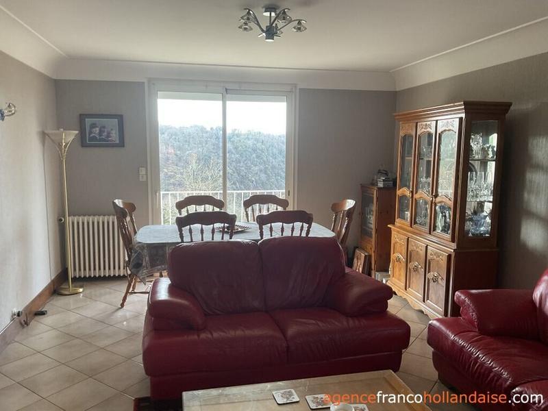 Maison - 146 m² - 7 pièces