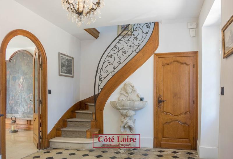 Maison ancienne - 287 m² - 8 pièces