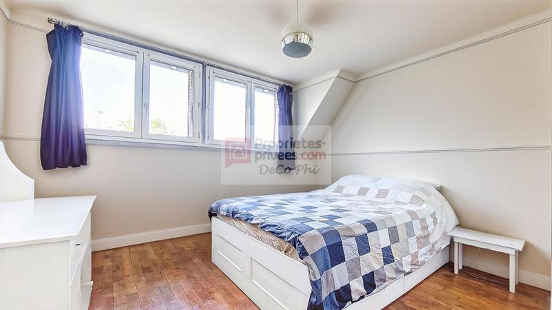 Maison - 185 m² - 7 pièces