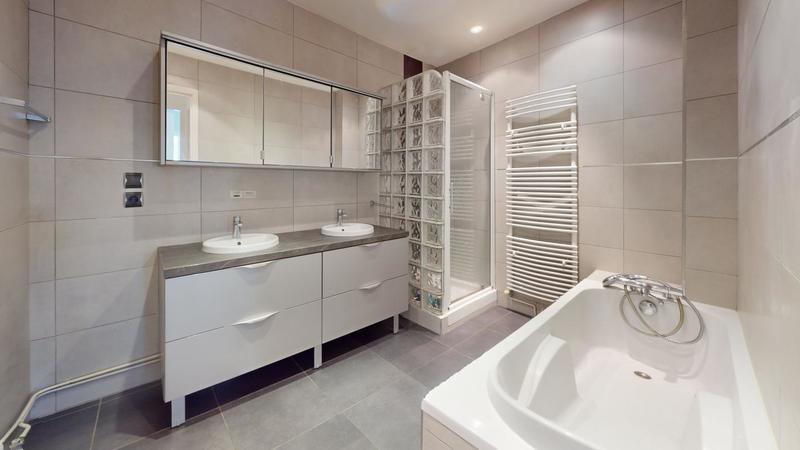 Appartement - 130 m² - 5 pièces