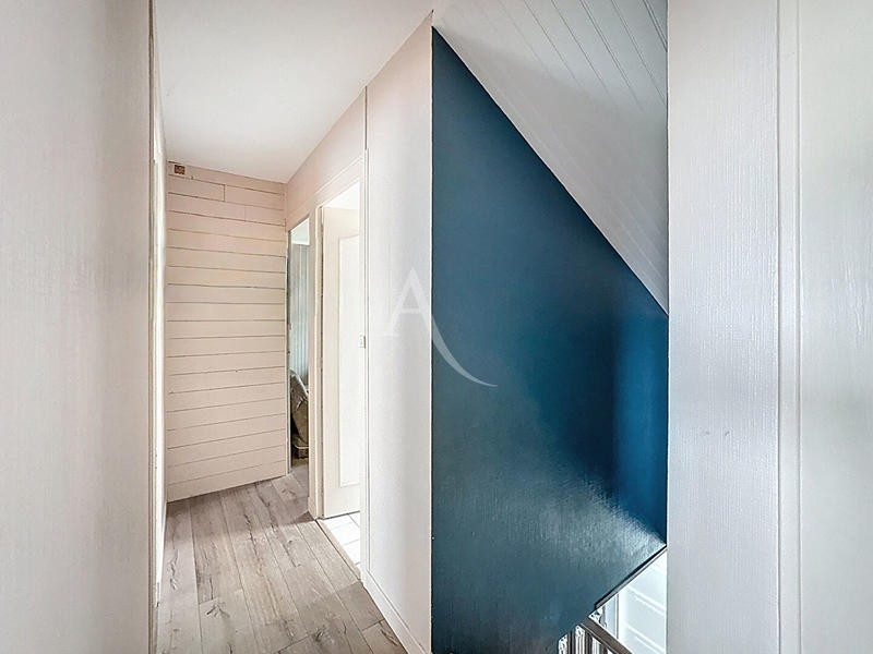 Maison - 105 m² - 7 pièces