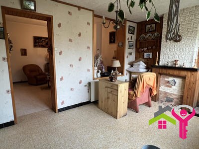 Maison - 90 m² - 4 pièces