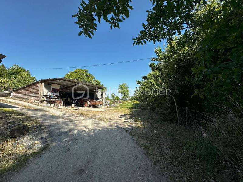 Maison ancienne - 127 m² - 4 pièces