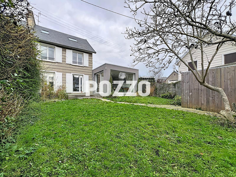 Maison - 136 m² - 5 pièces