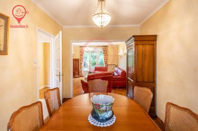 Maison - 93 m² - 4 pièces