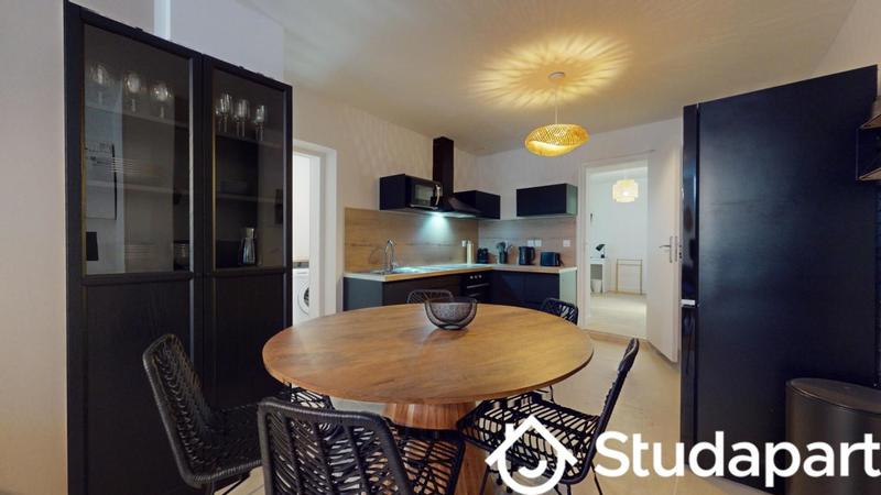 Chambre - 10 m² - 1 pièce