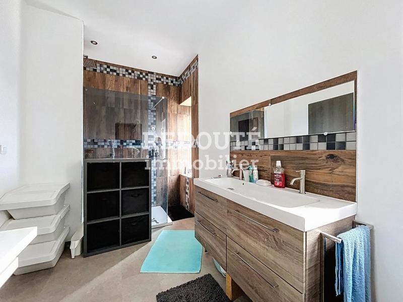 Immeuble - 162 m² - 8 pièces