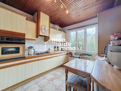 Maison - 105 m² - 4 pièces