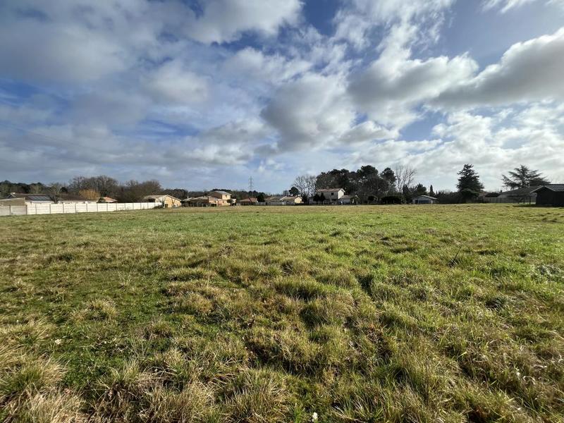 Terrain constructible - 582 m²
