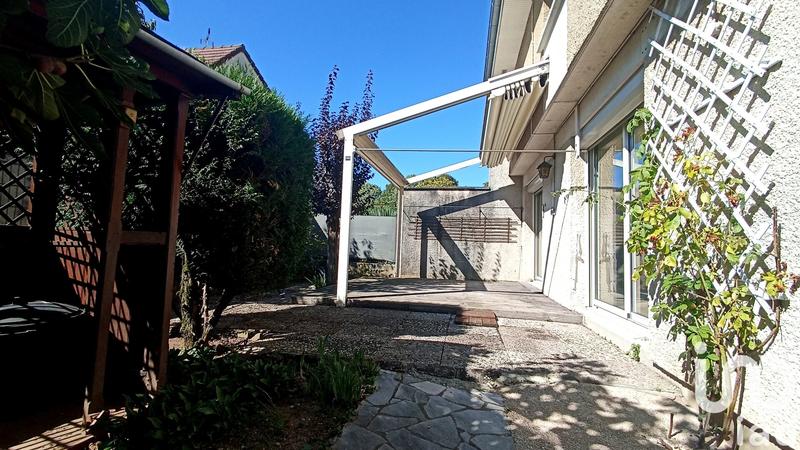 Maison - 105 m² - 5 pièces