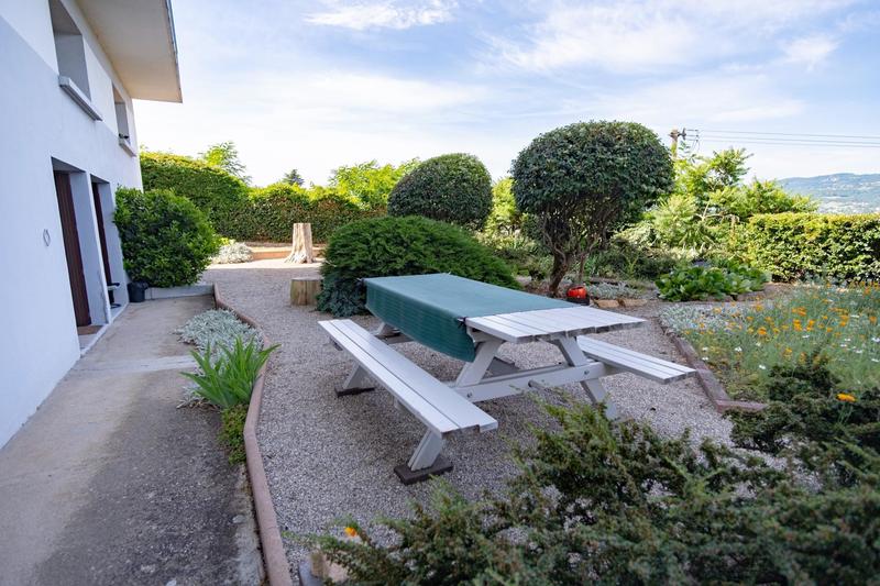 Maison - 213 m² - 6 pièces