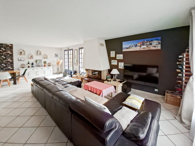 Maison - 148 m² - 6 pièces