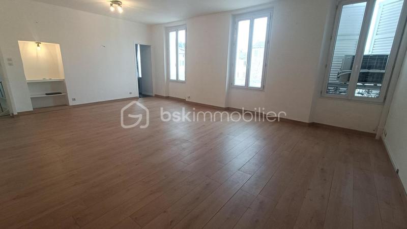 Appartement - 101 m² - 3 pièces
