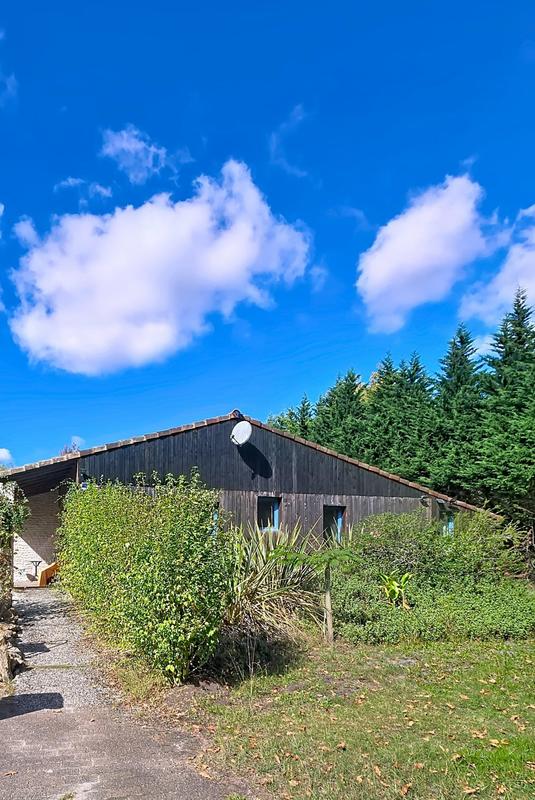 Maison - 170 m² - 8 pièces