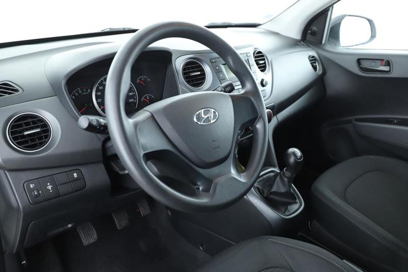 Hyundai i10 1.0 Initia 66 ch