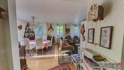 Maison - 200 m² - 5 pièces