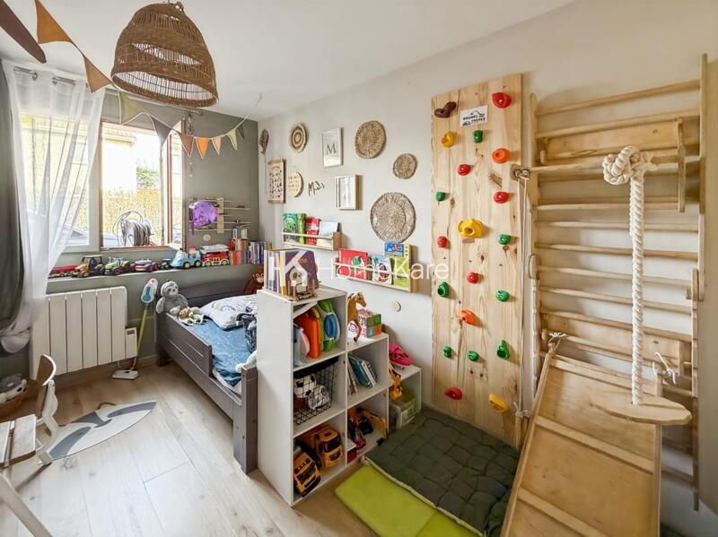 Maison - 92 m² - 4 pièces