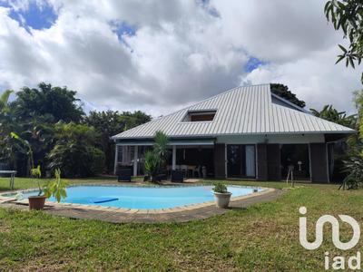 Maison - 176 m² - 5 pièces