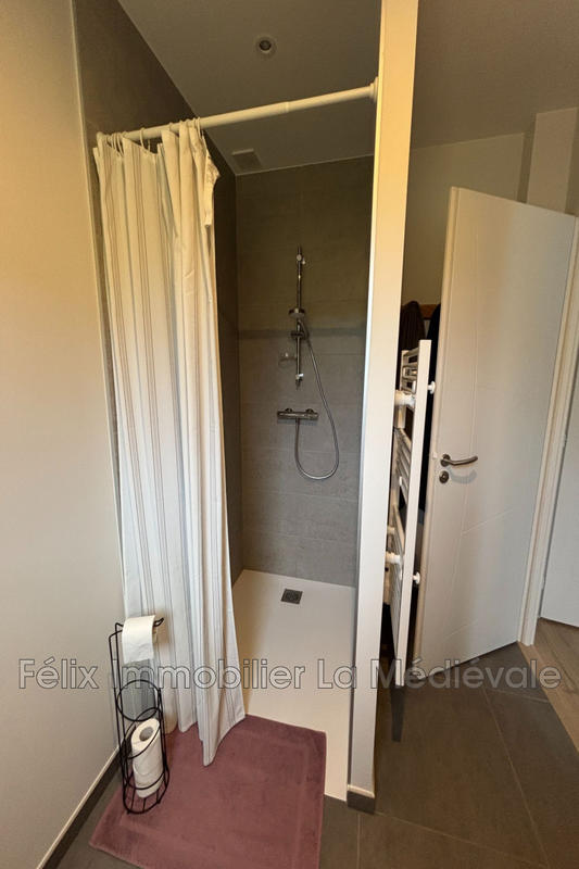 Maison contemporaine - 130 m² - 6 pièces