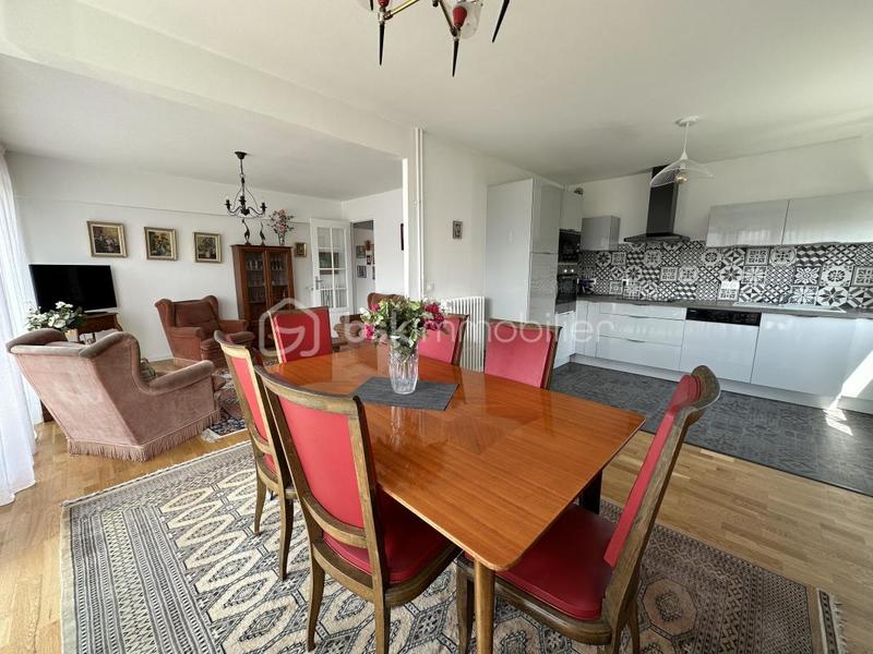 Appartement - 72 m² - 4 pièces