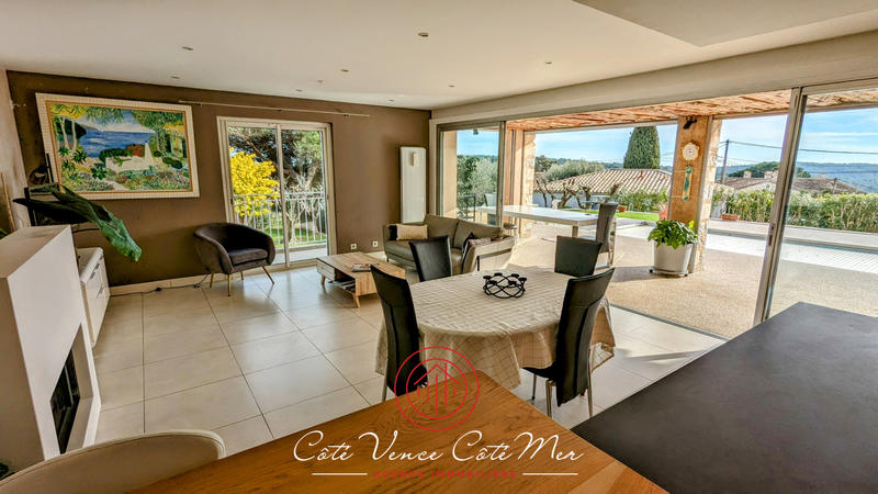 Maison - 168 m² - 6 pièces