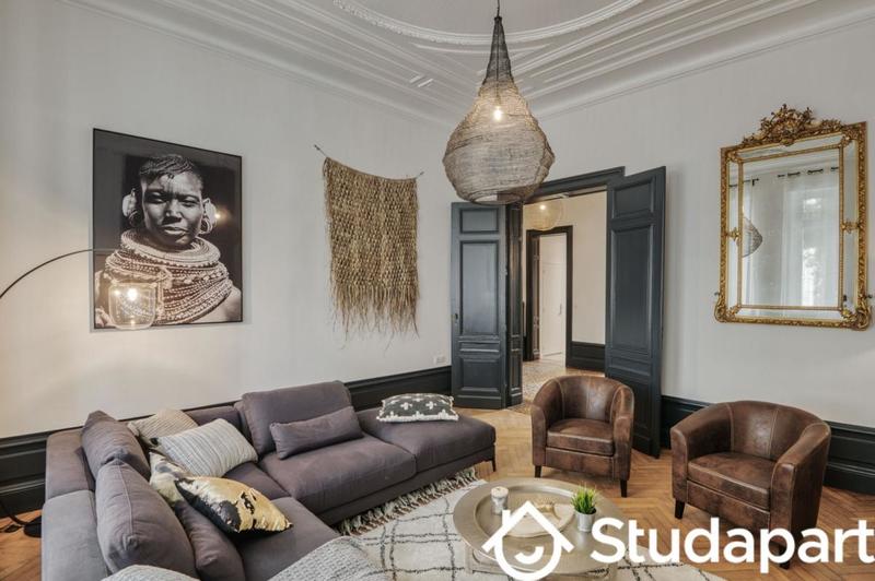 Chambre - 13 m² - 1 pièce