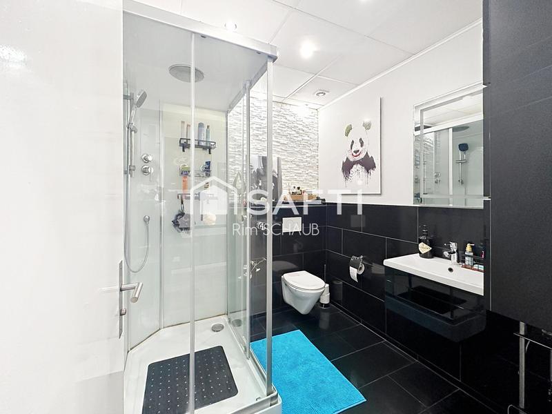 Appartement - 200 m² - 4 pièces