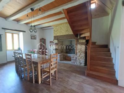 Maison en pierre - 132 m² - 6 pièces