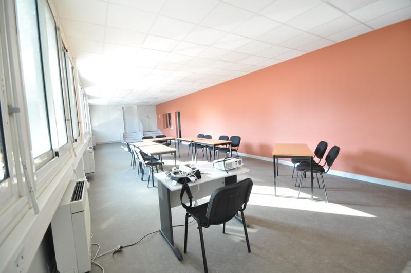 Bureau - 141 m² - 5 pièces