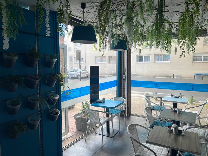 Local commercial - 90 m² - 2 pièces